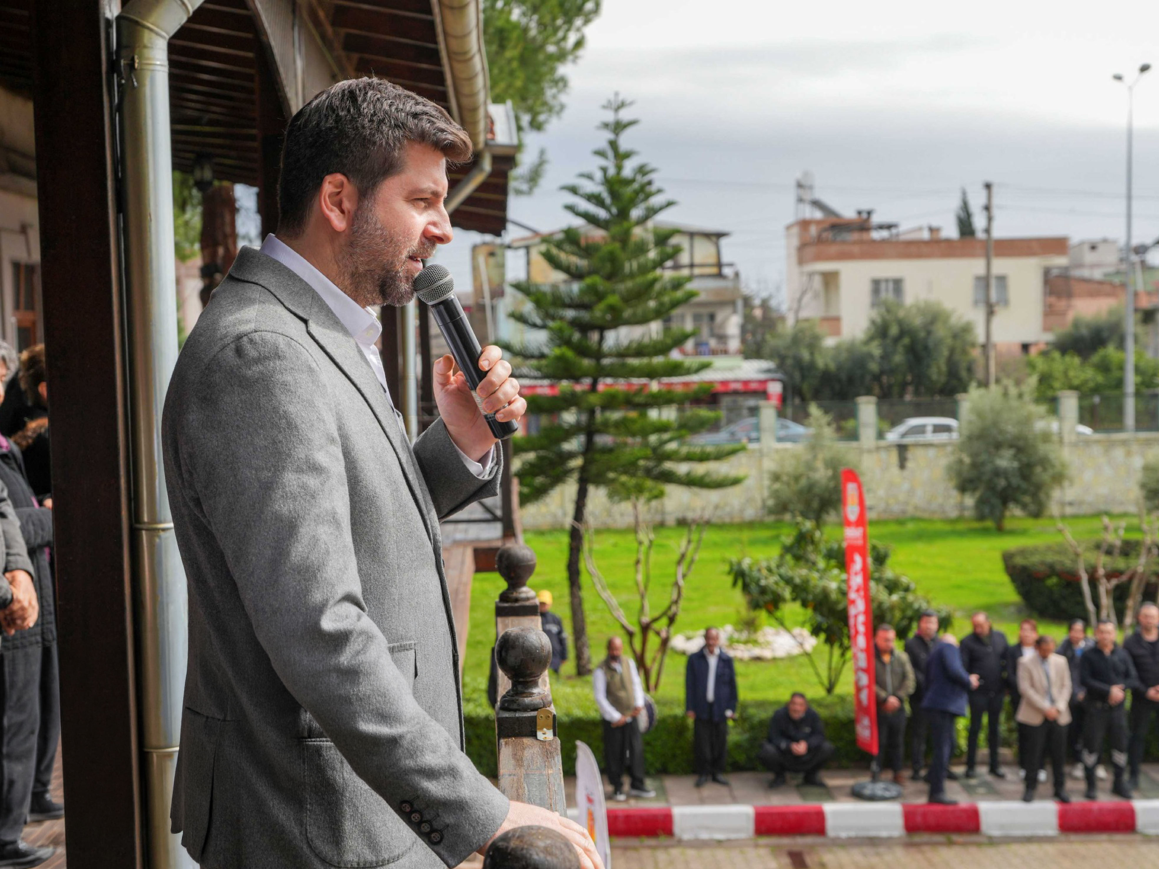TARSUS BELEDİYESİ’NDE PERSONELE YÜZDE 32 ZAM - 5