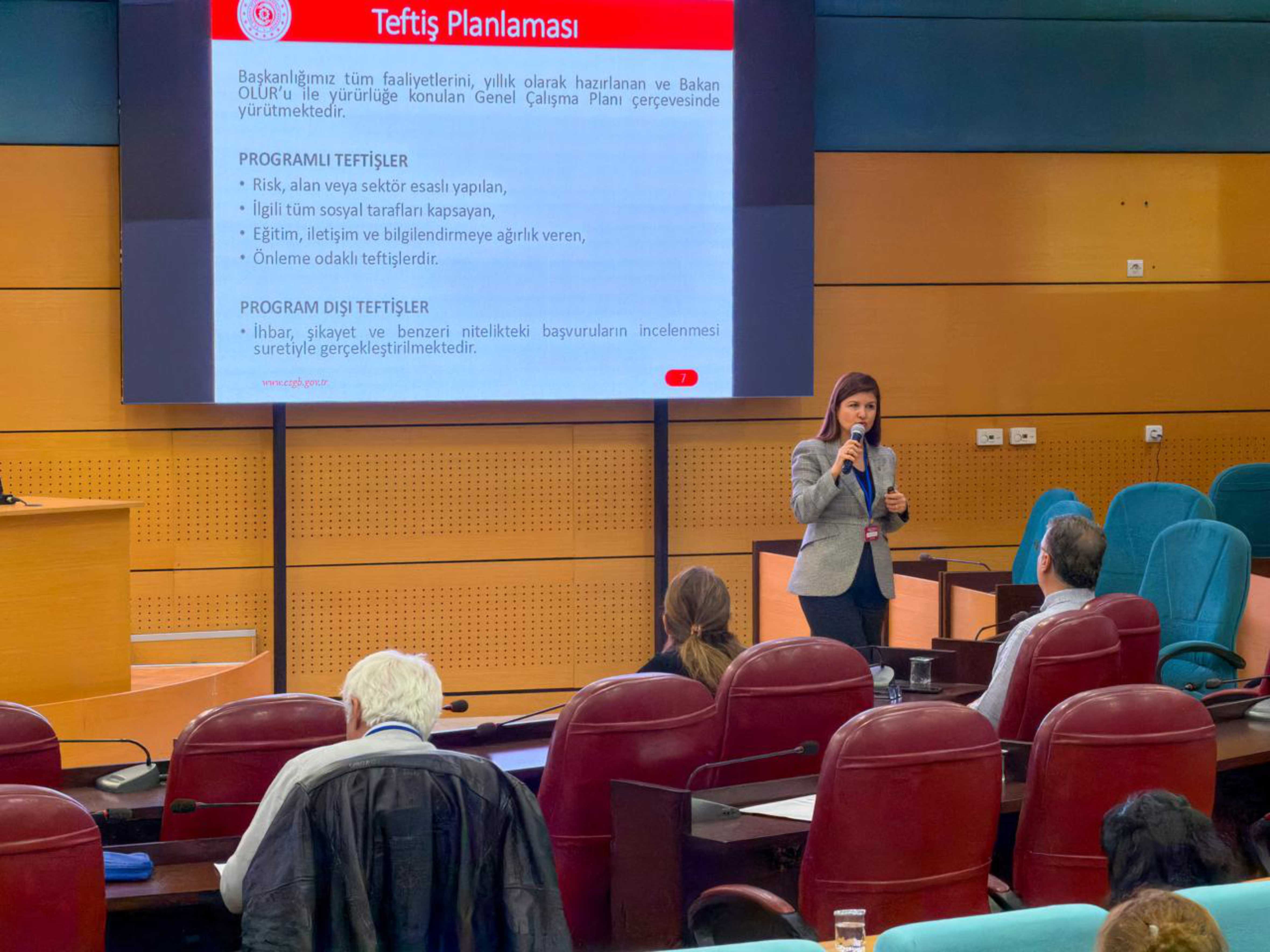 İŞ SAĞLIĞI VE GÜVENLİĞİ SEMPOZYUMU TARSUS BELEDİYESİ MECLİS SALONU’NDA GERÇEKLEŞTİRİLDİ - 15