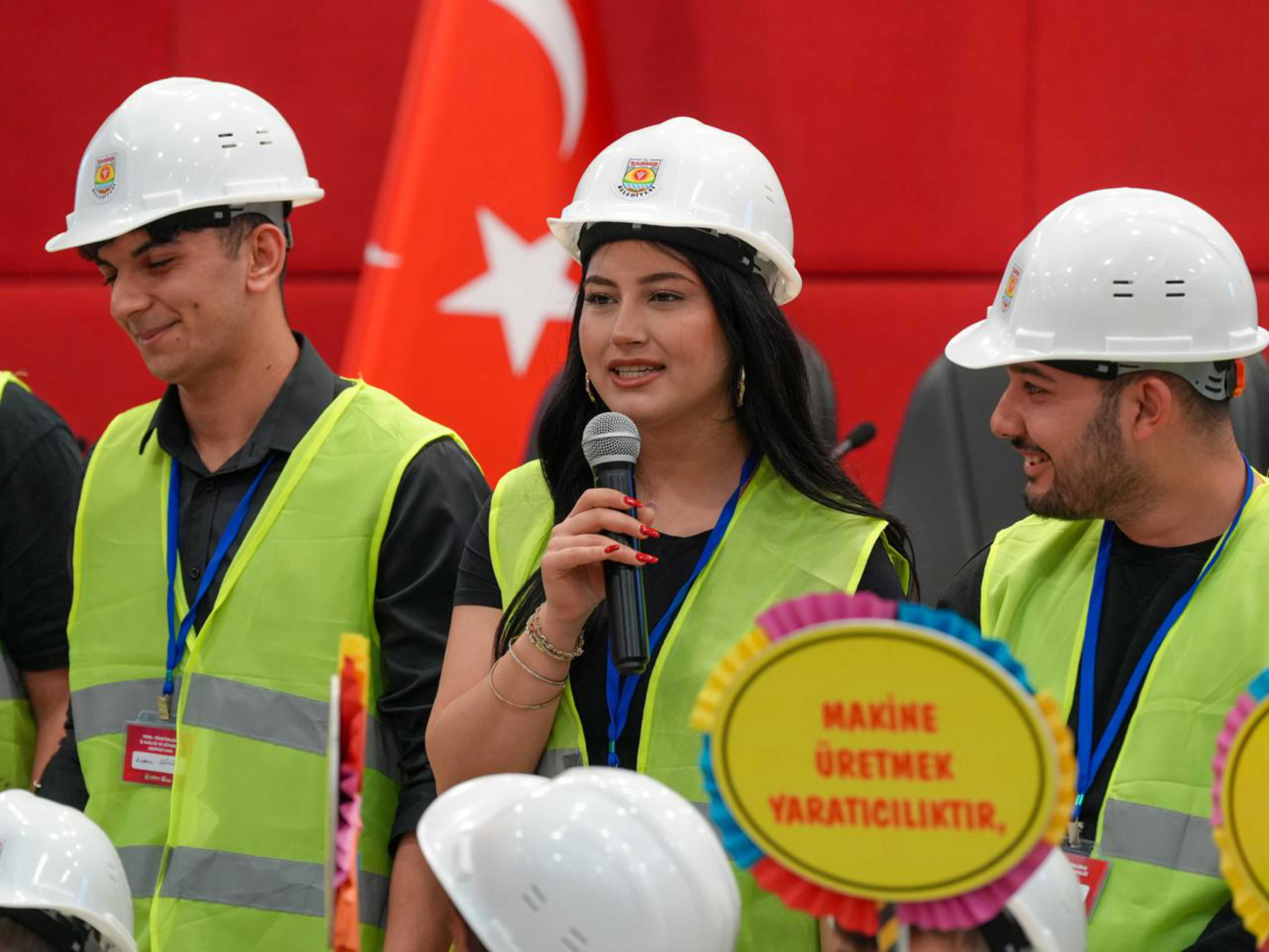 İŞ SAĞLIĞI VE GÜVENLİĞİ SEMPOZYUMU TARSUS BELEDİYESİ MECLİS SALONU’NDA GERÇEKLEŞTİRİLDİ - 16