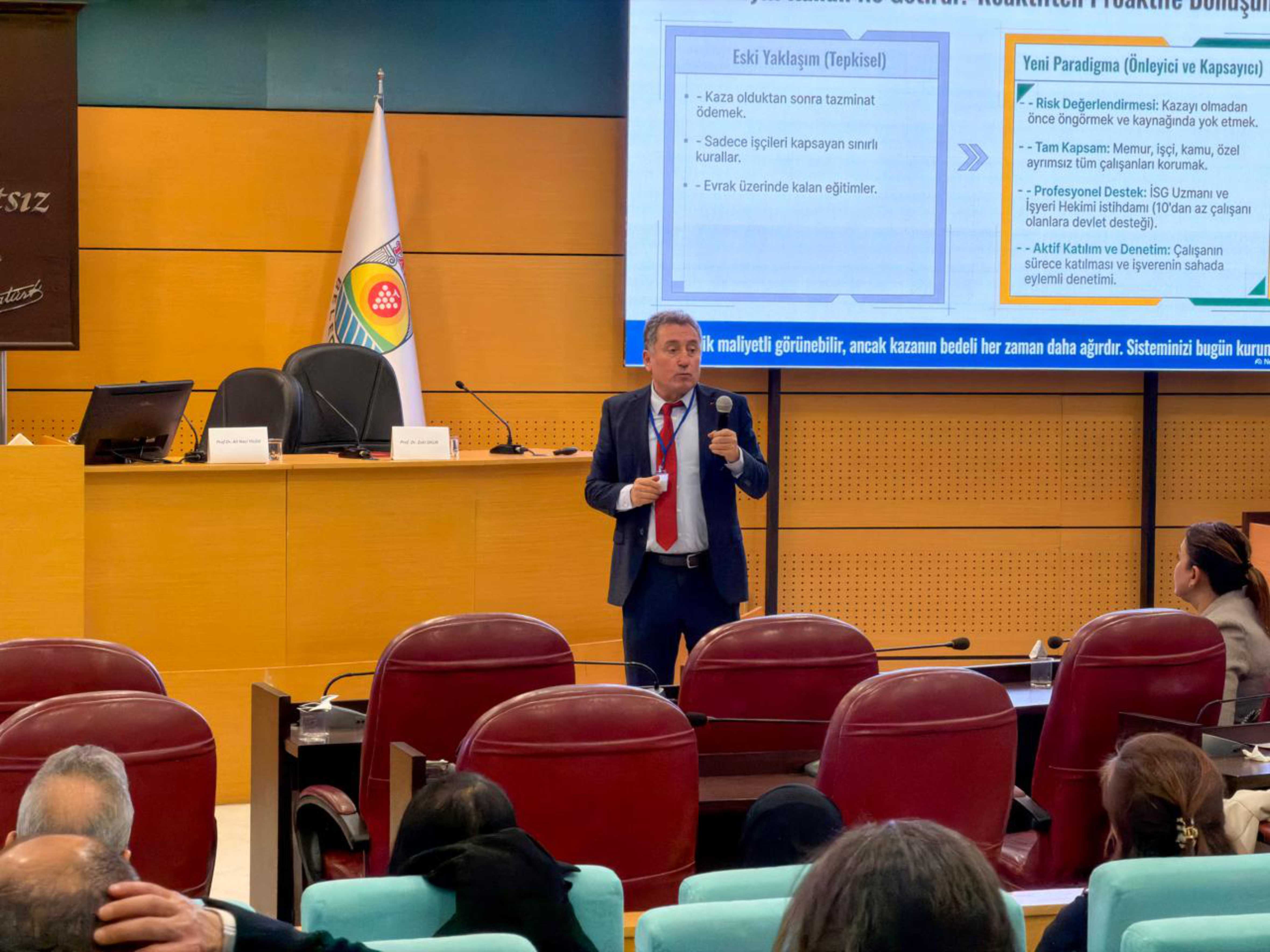İŞ SAĞLIĞI VE GÜVENLİĞİ SEMPOZYUMU TARSUS BELEDİYESİ MECLİS SALONU’NDA GERÇEKLEŞTİRİLDİ - 5
