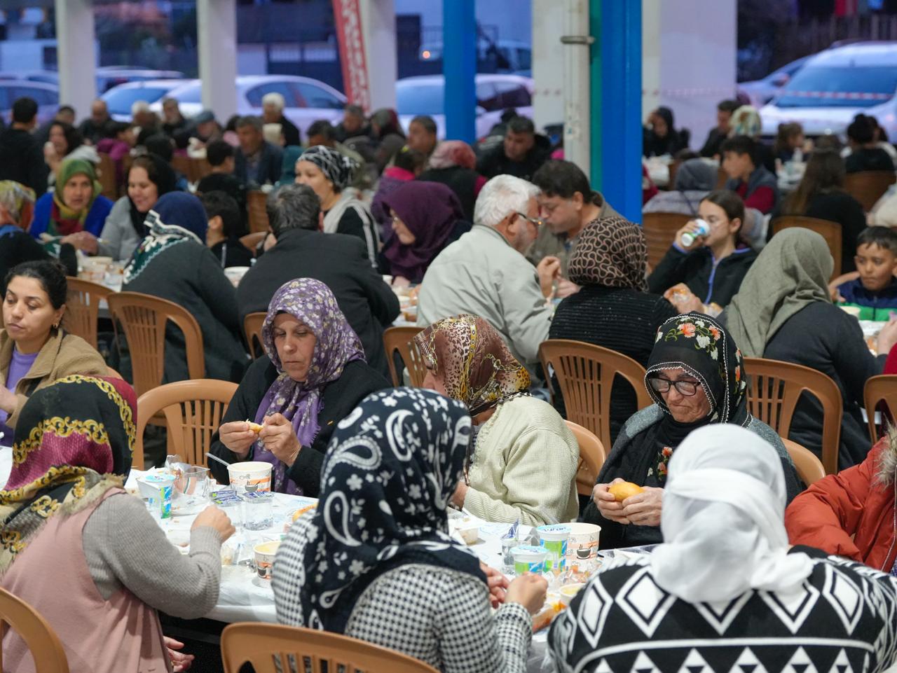 TARSUS’TA İLK İFTAR SOFRASI KURULDU - 12