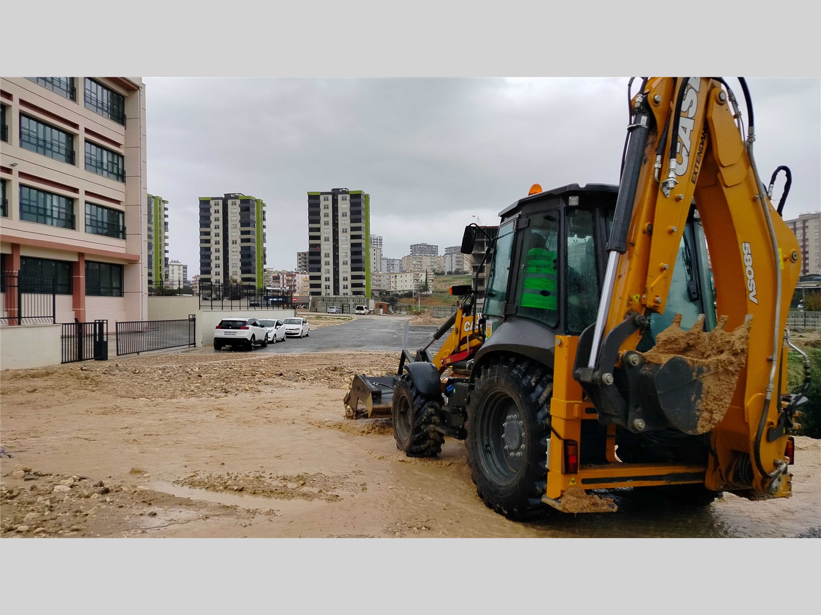 BAŞKAN BOLTAÇ YAĞMUR ALTINDA SAHADA: RİSKLİ BÖLGELERE ANINDA MÜDAHALE - 6